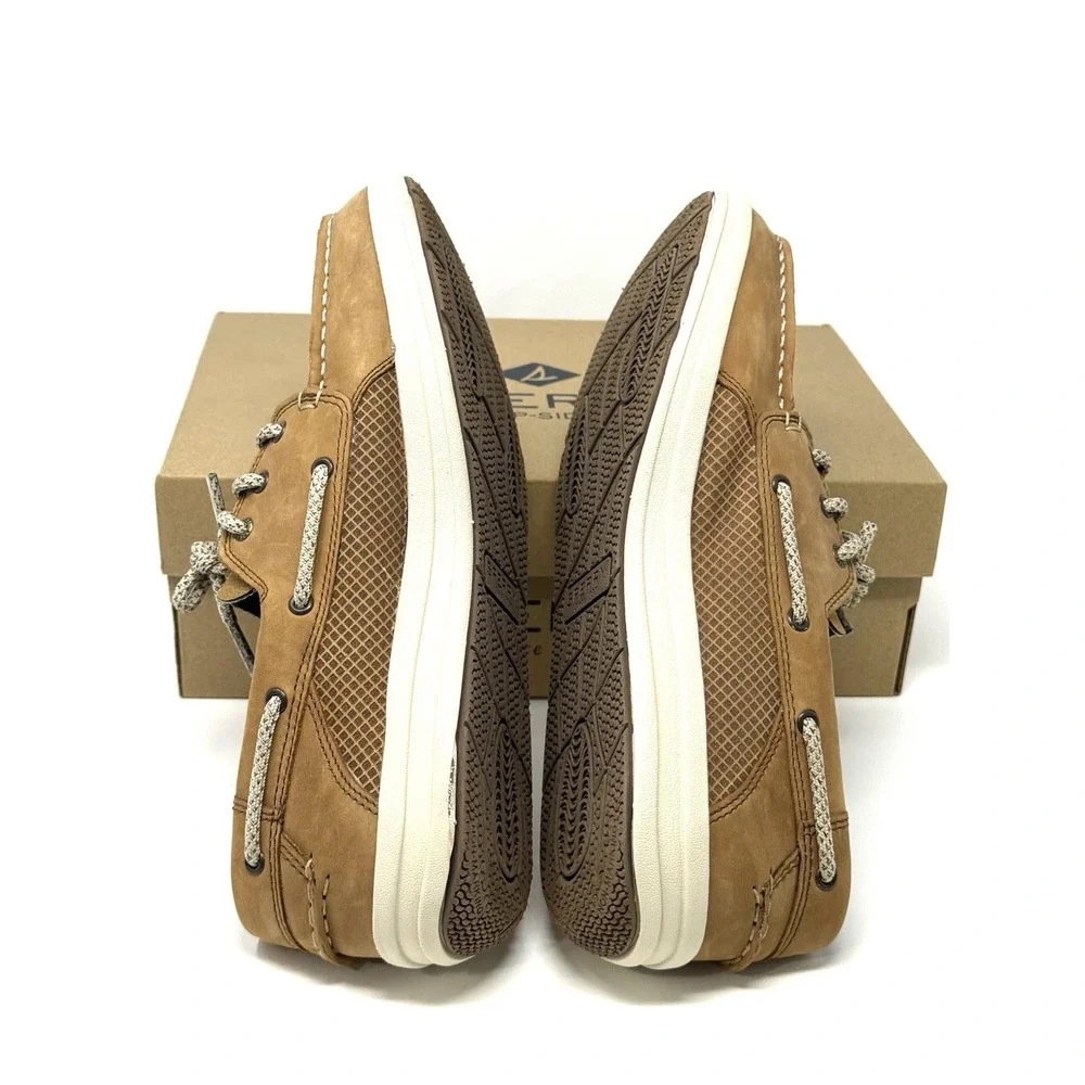 Sperry new top